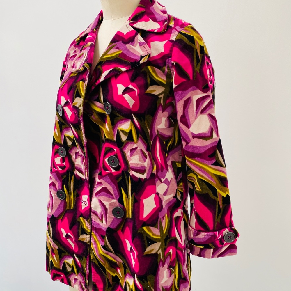 Jacket. - Picture 3 of 5